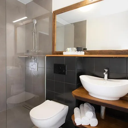 Bed & Breakfast House Troha - &