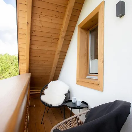 House Troha - & 4*