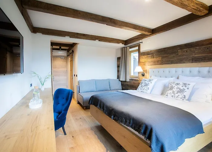 House Troha - & Bled