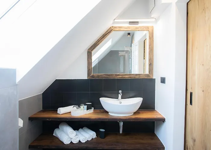 House Troha - & Bed & Breakfast 4*