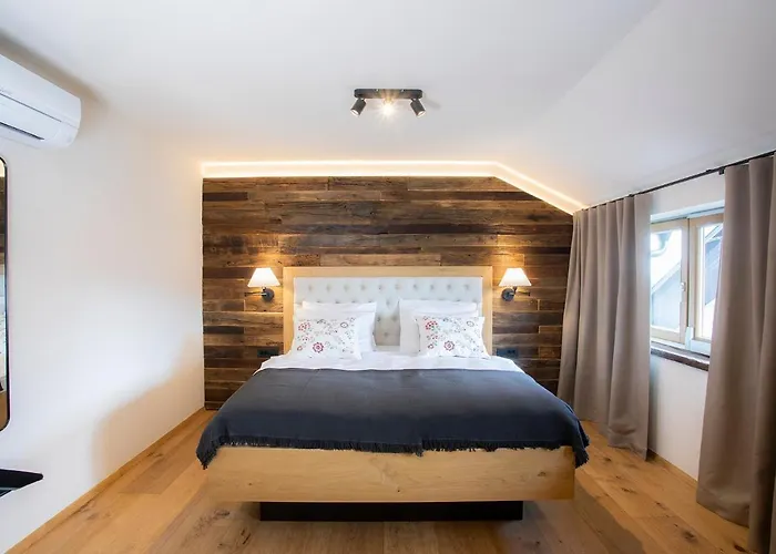 krevet i doručak House Troha - & 4*