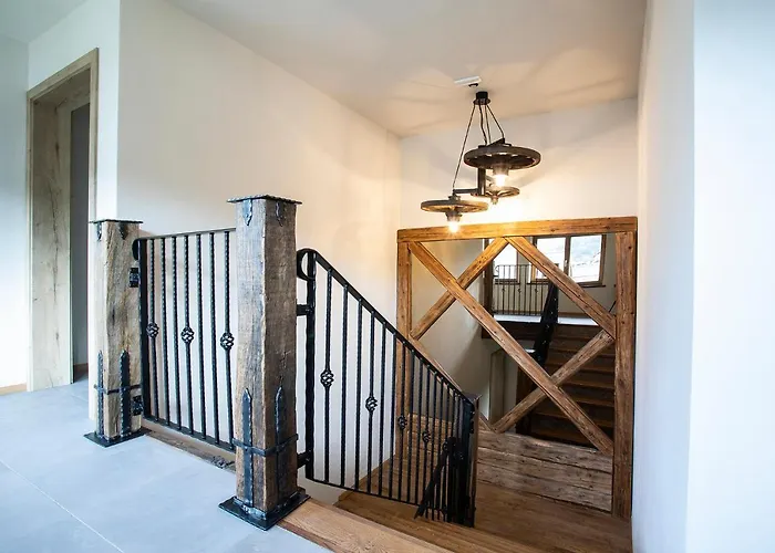 House Troha - & Bled